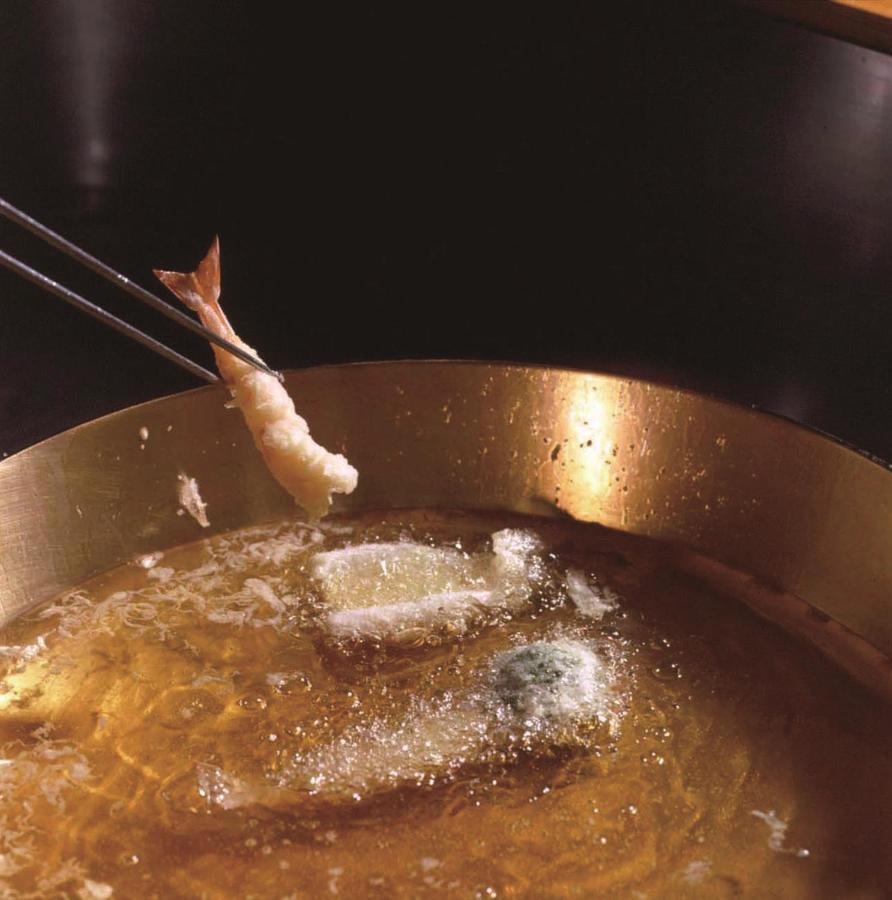 Hotel New Otani Tokyo The Main Zewnętrze zdjęcie Frying